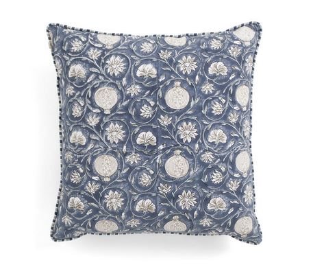Cushion w. piping - Tangier Pomegranate - Blue