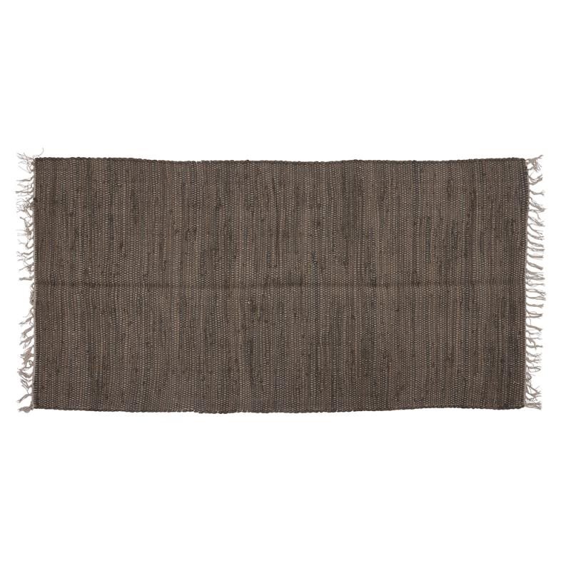 Cotton rug with fringes