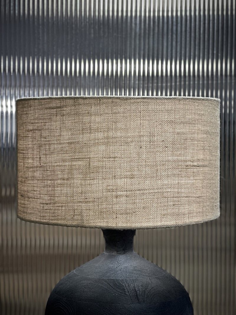 IZA table lamp, black with natural jute shade