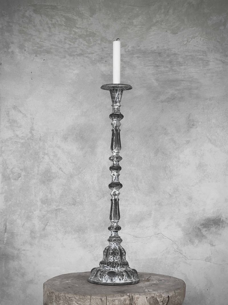 LORA candle holder