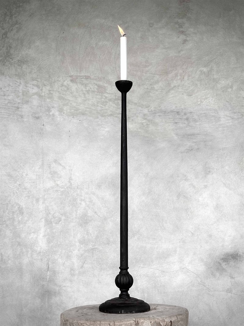 DEVIAN candle holder