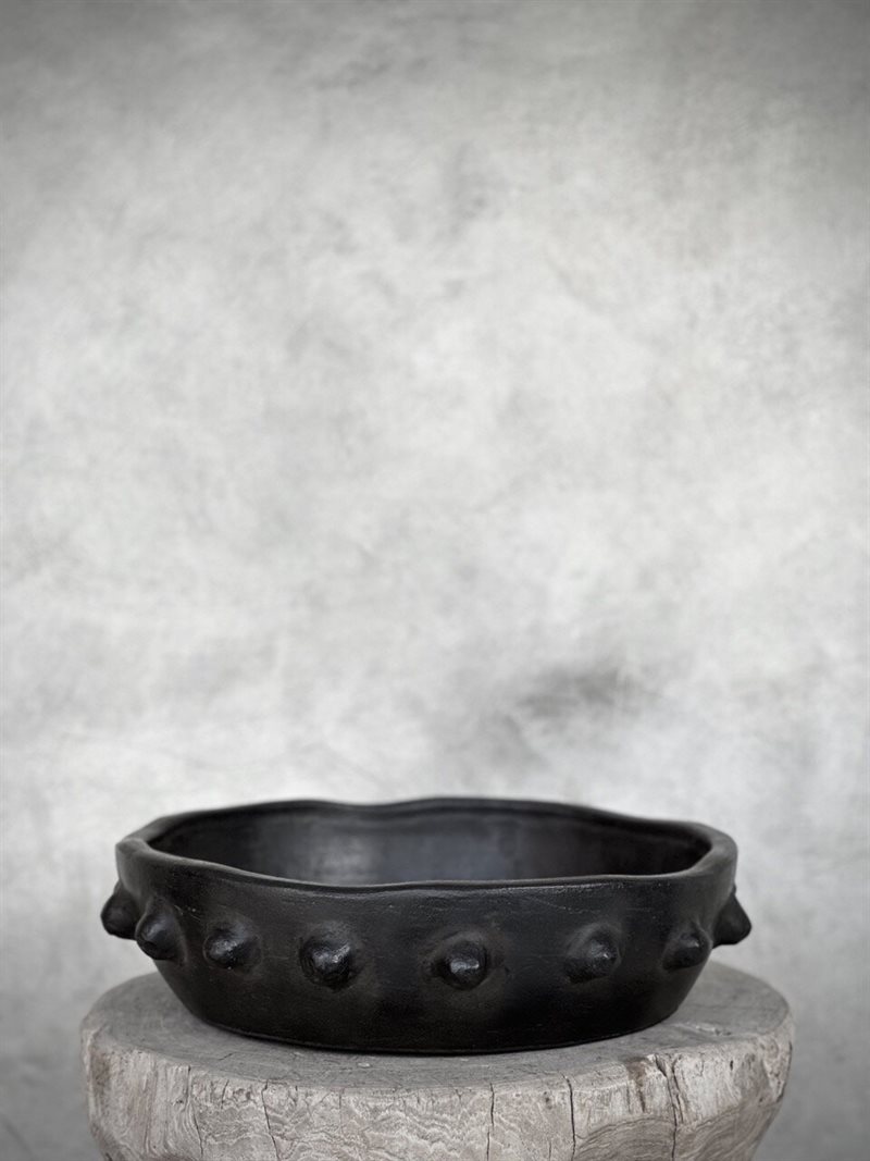 TATU bowl with dots
