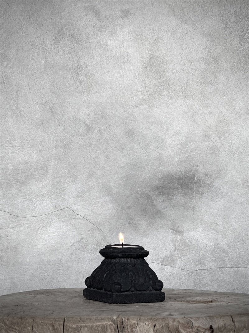 TIWI tealight stone candle holder
