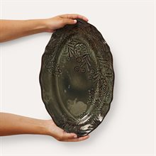 Small oval serving dish, fig