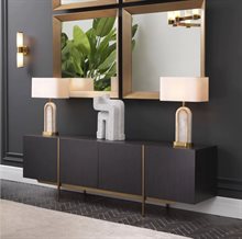 Dresser Bazilian
