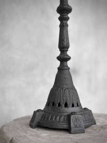 KALINI candle holder