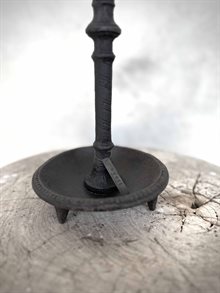 IRA candle holder