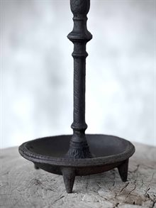 IRA candle holder