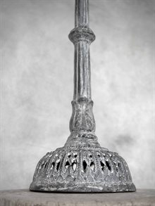 NOTRE DAME candle holder