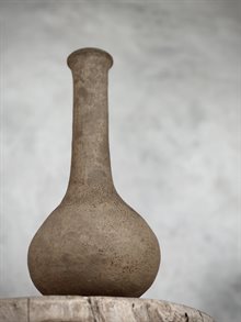 DISA vase, sand antique