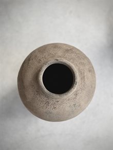 DANKA urn, sand antique