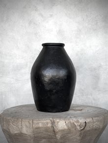 DONO vase, black antique