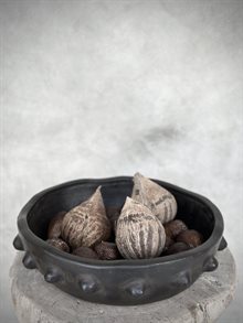 TATU bowl with dots