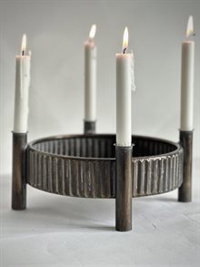 DOBA round table candle holder
