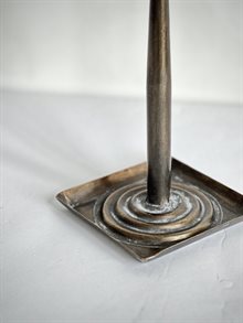 RIPO table candle holder