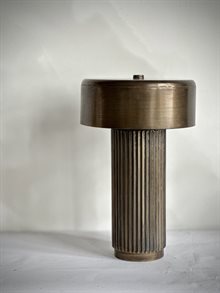 PONA lamp with shade