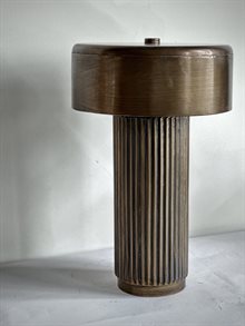 PONA lamp with shade