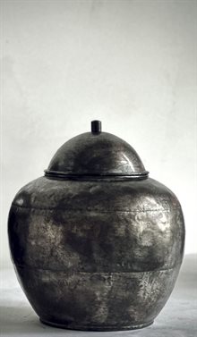 MAI - S - small round metal box with lid