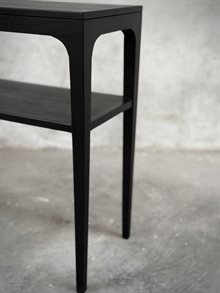 NORMA console table