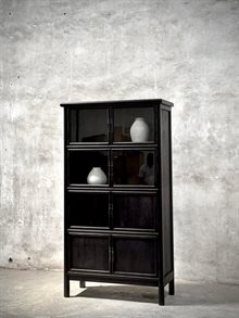 WU cabinet 8 doors