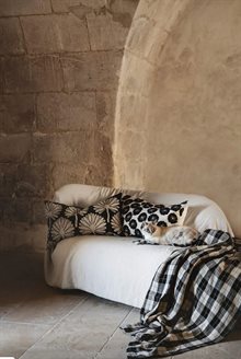 Dahlia cushion cover 